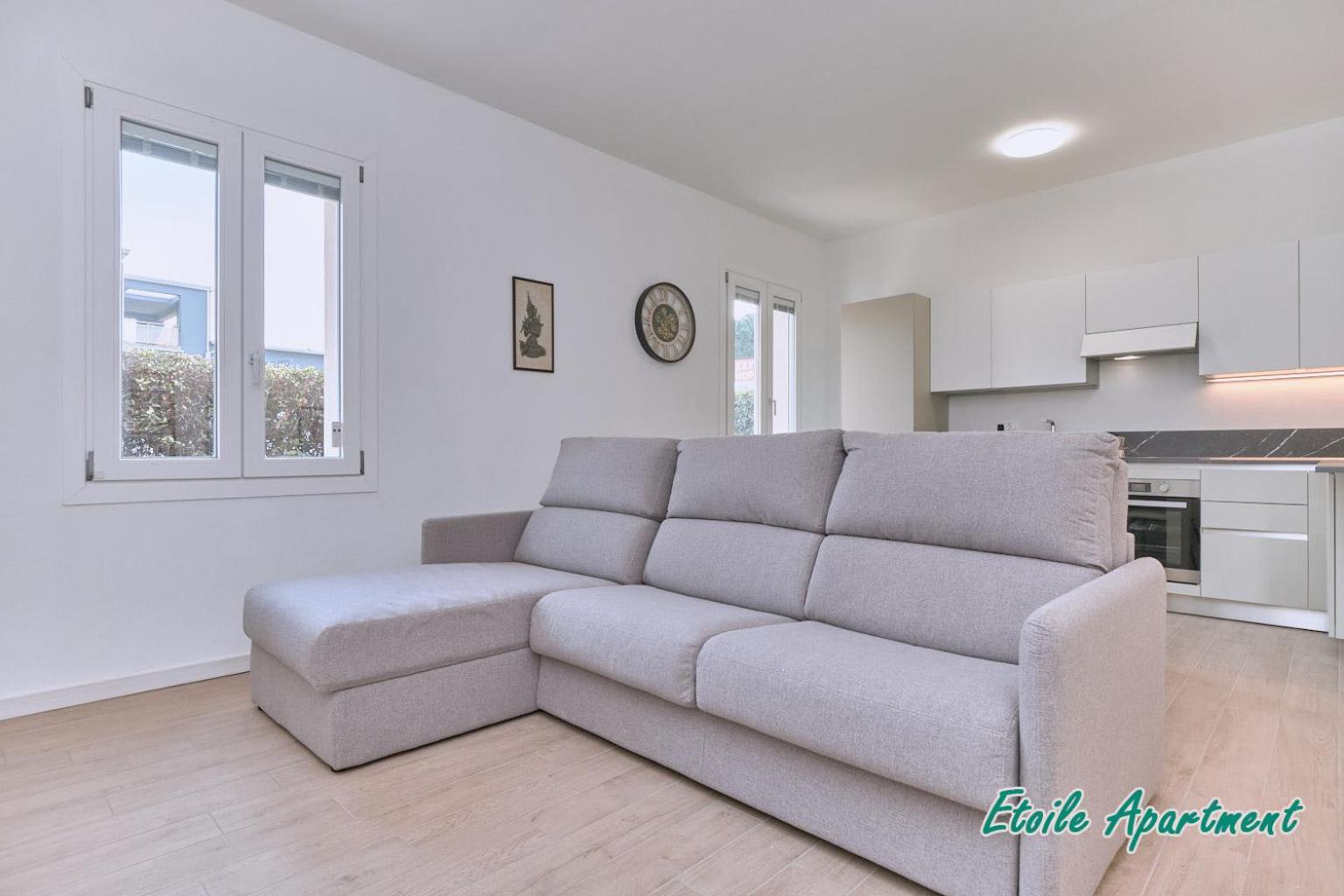 דסנזאנו דל גארדה Casa Monique Apartments מראה חיצוני תמונה